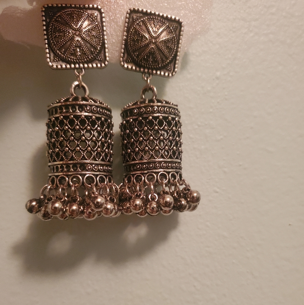 Elegant Oxidized Jhumkas NWOT
